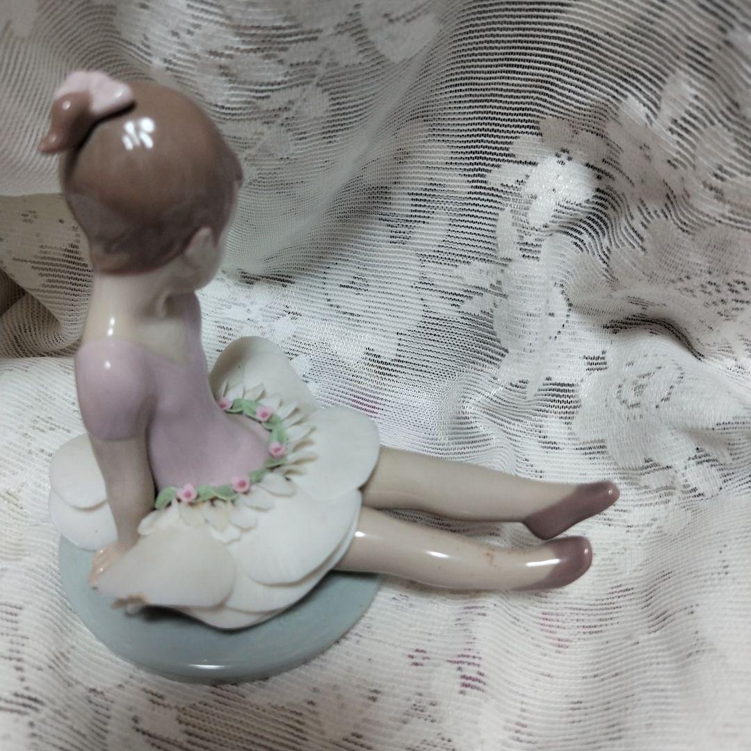 リヤドロ6690　ロージー（箱無し、欠けあり)