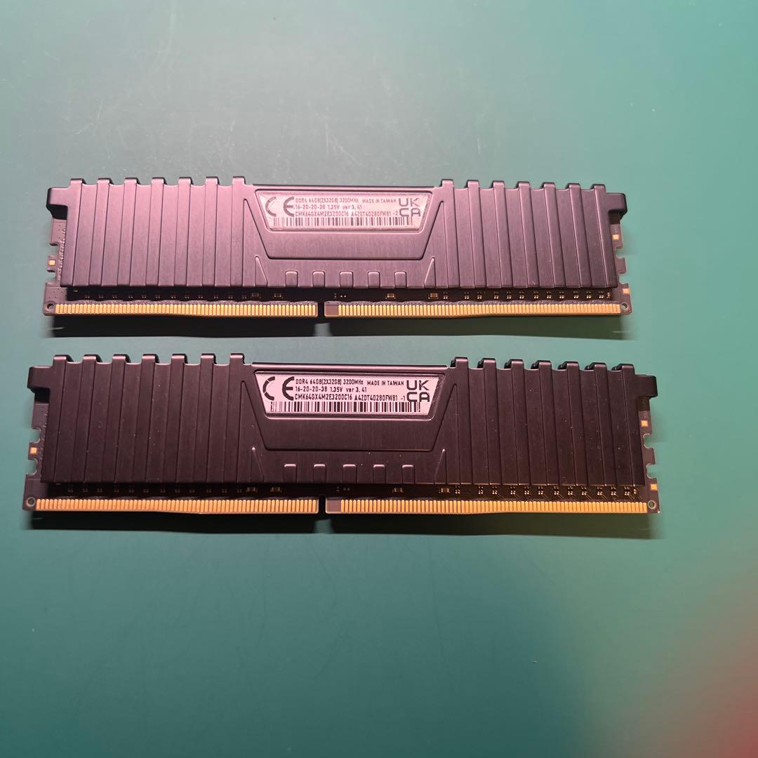 本*）様 Vengeance LPX DDR4 3200MHz 32GB 2枚セ
