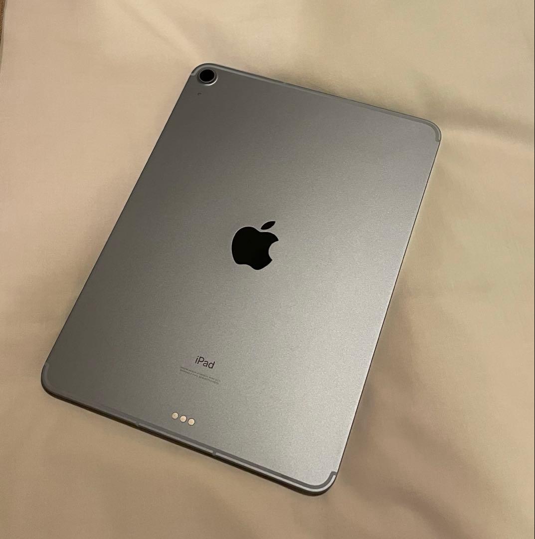 iPad Air4 cellular スカイブルー バッテリー96% ケース付き