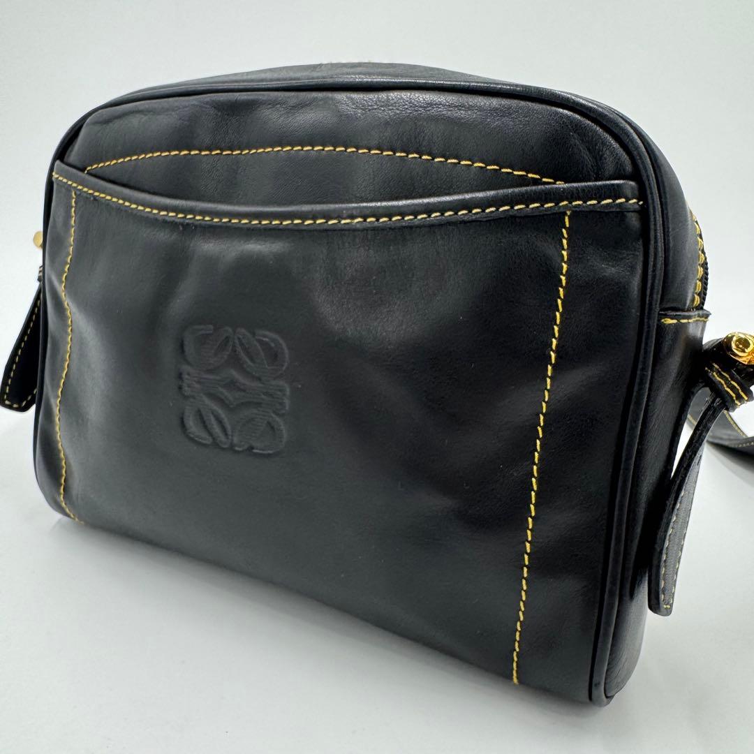 ロエベ アナグラム レザー イエローステッチ ショルダーバッグ 斜め掛け 黒