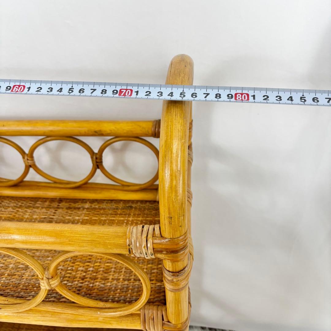 美しいラタン 2段のラック　シェルフ 飾り棚 　籐家具　キャスター付き
