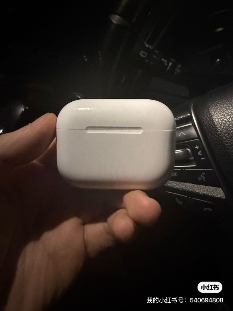 AirPods pro第3世代　充電ケースのみ