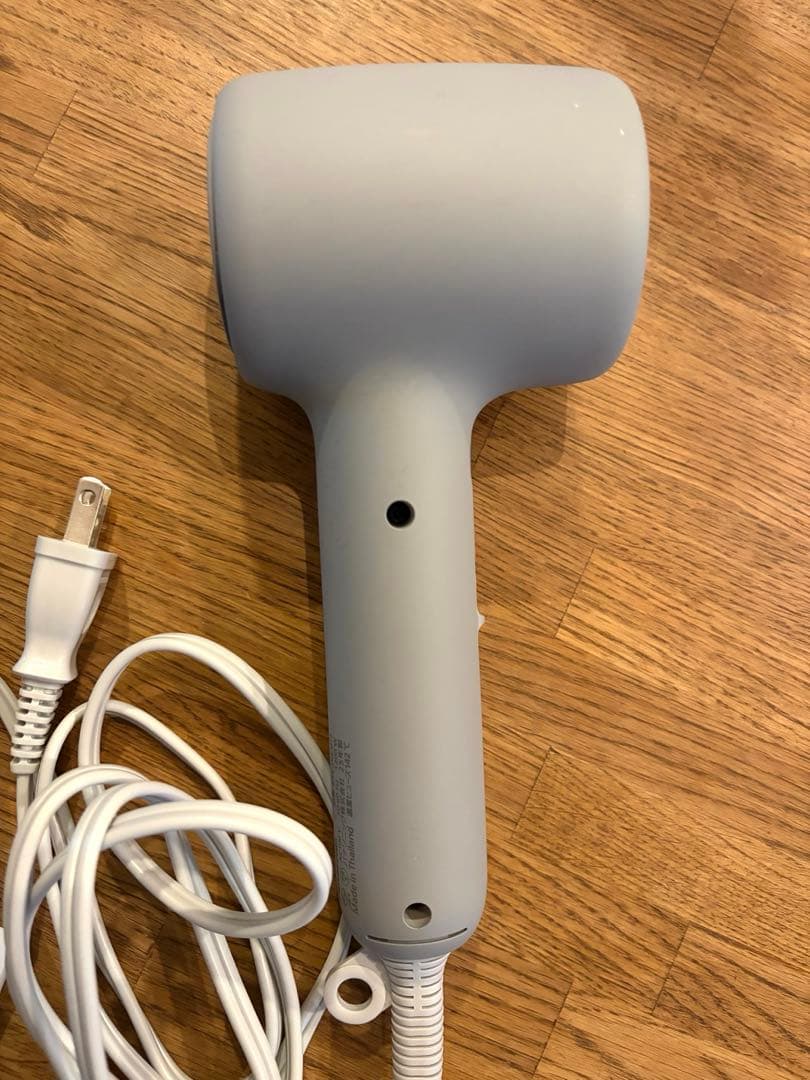 【美品】Panasonic ヘアドライヤー EN-NE8N -H モダングレー