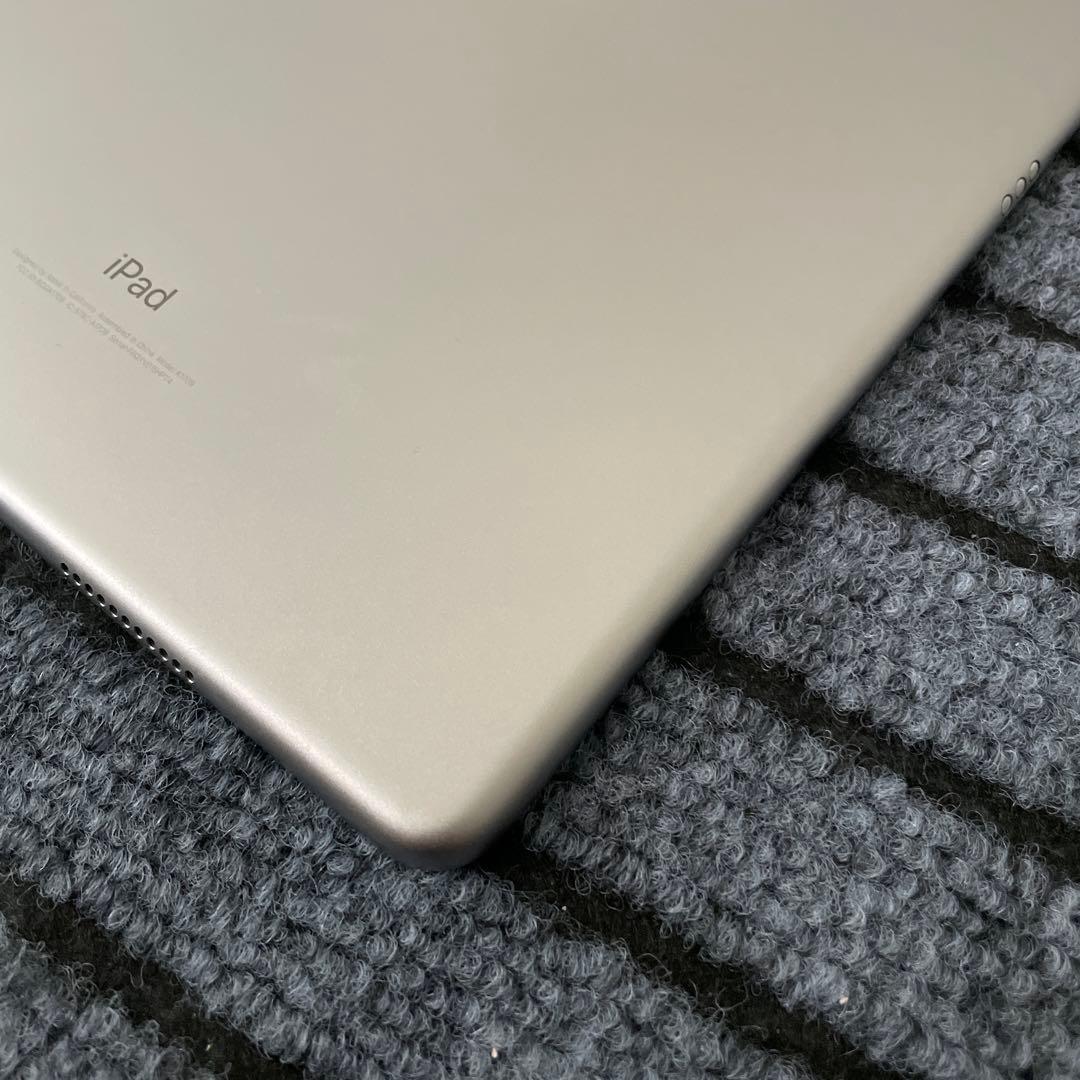 214 iPad Pro 10.5 512GB SIMフリー　グレイ