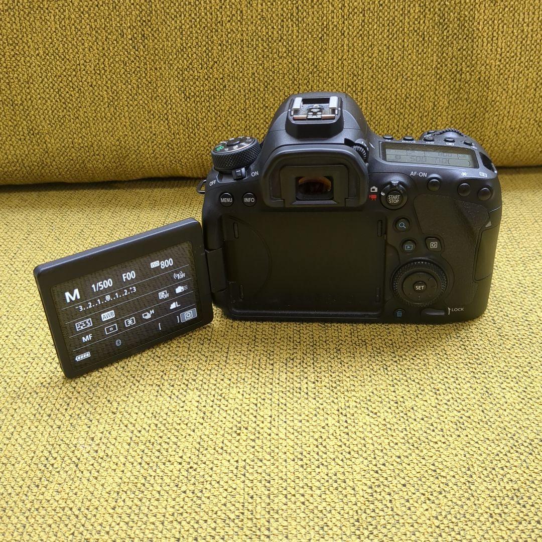 Canon EOS 6D Mark II デジタル一眼レフ