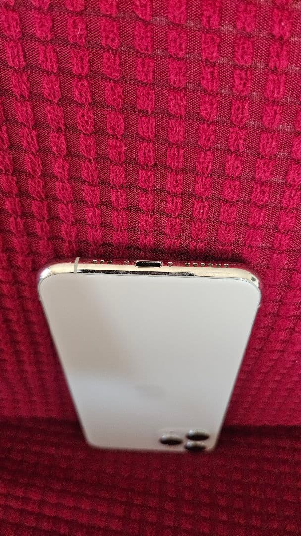 Apple iPhone 11 Pro シルバー 本体 中古 256GB