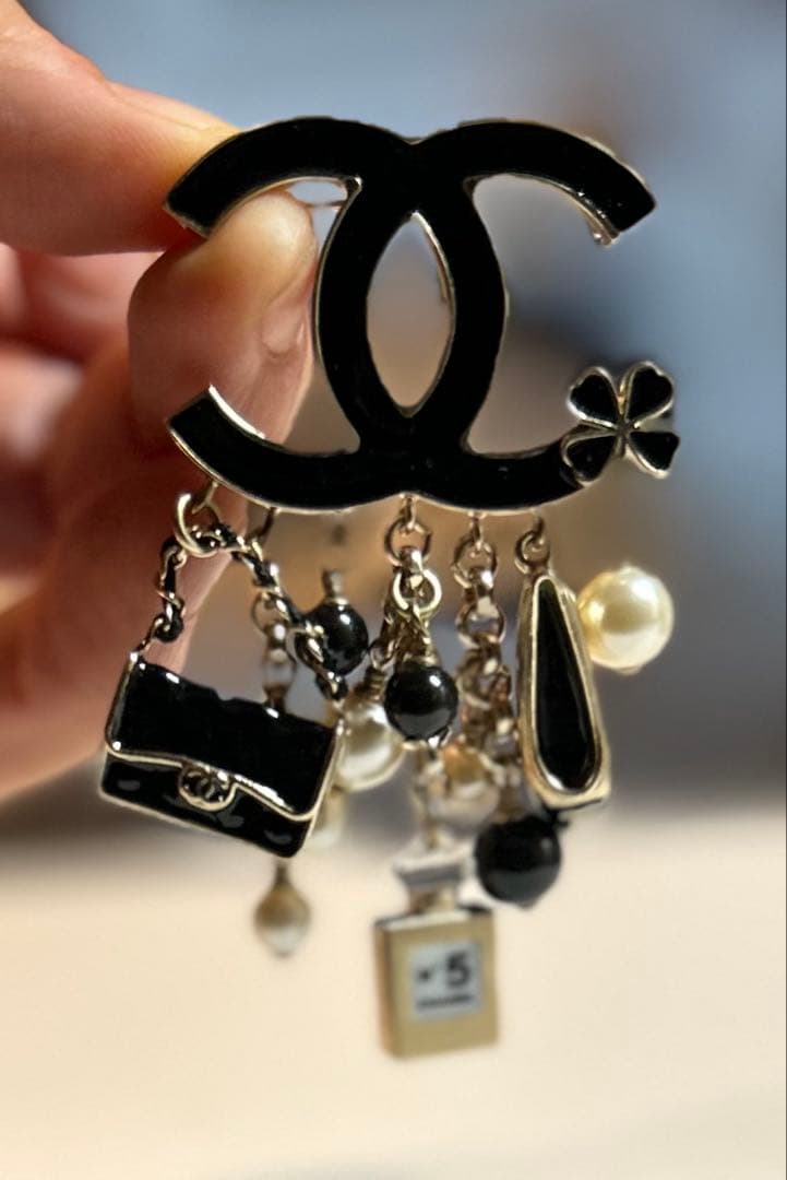 CHANELシャネル ブローチ　マトラッセ　バレエシューズ　No5