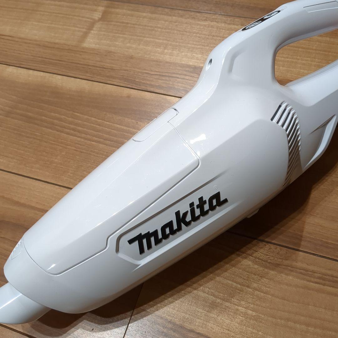 Makita 充電式クリーナー
