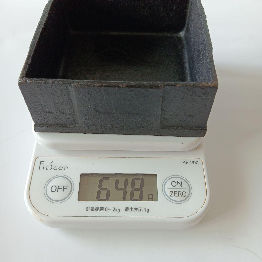 ミニチュア城　 鋳鉄製 黒色三重塔