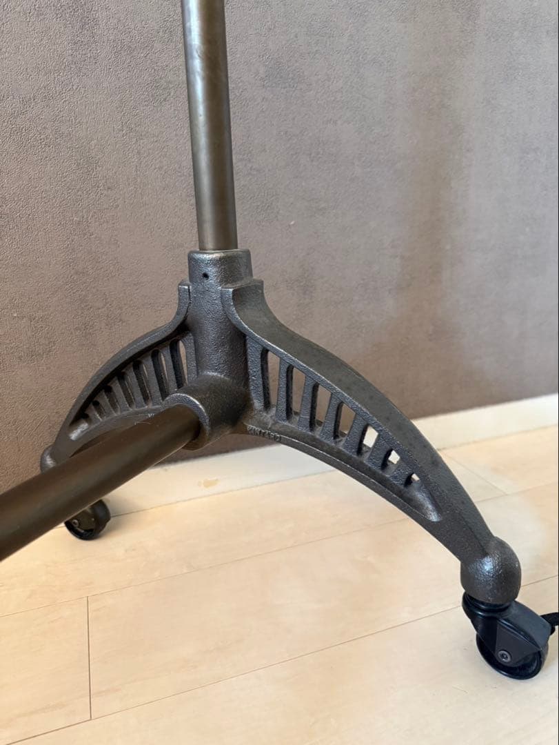 希少 西川金太郎 真鍮x鋳物 ハンガーラック キャスター付 インダストリアル