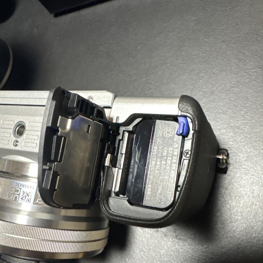 （美品）SONY α6400パワーズームレンズキット