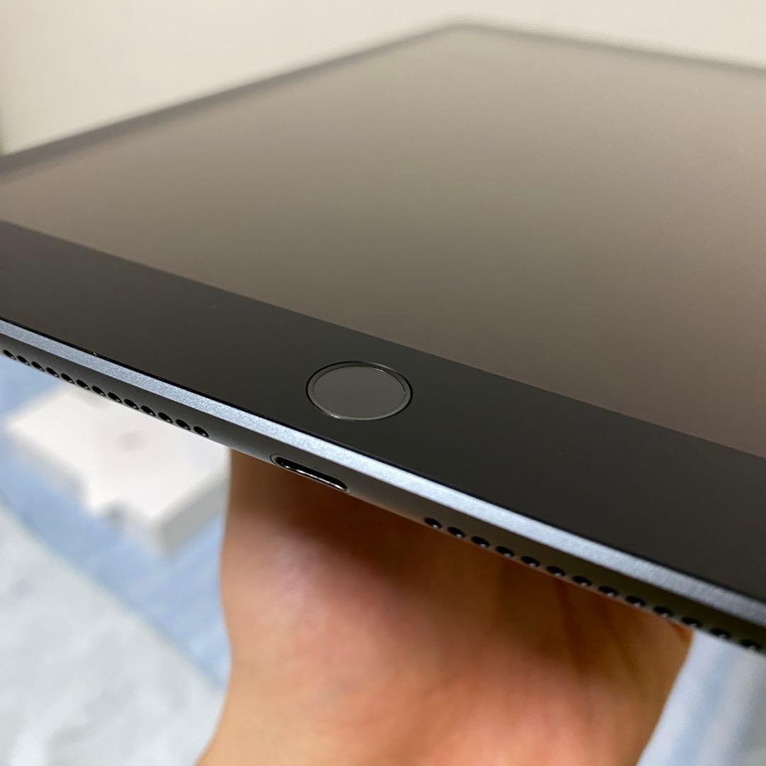Apple iPad 第8世代 32GB スペースグレイ