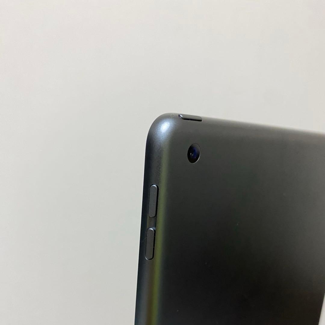 Apple iPad 第8世代 32GB スペースグレイ