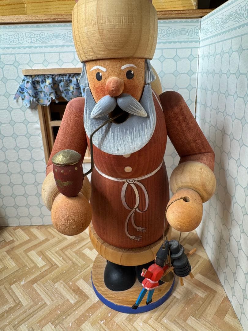 ドイツ　ザイフェン　ディットマン　煙出し人形