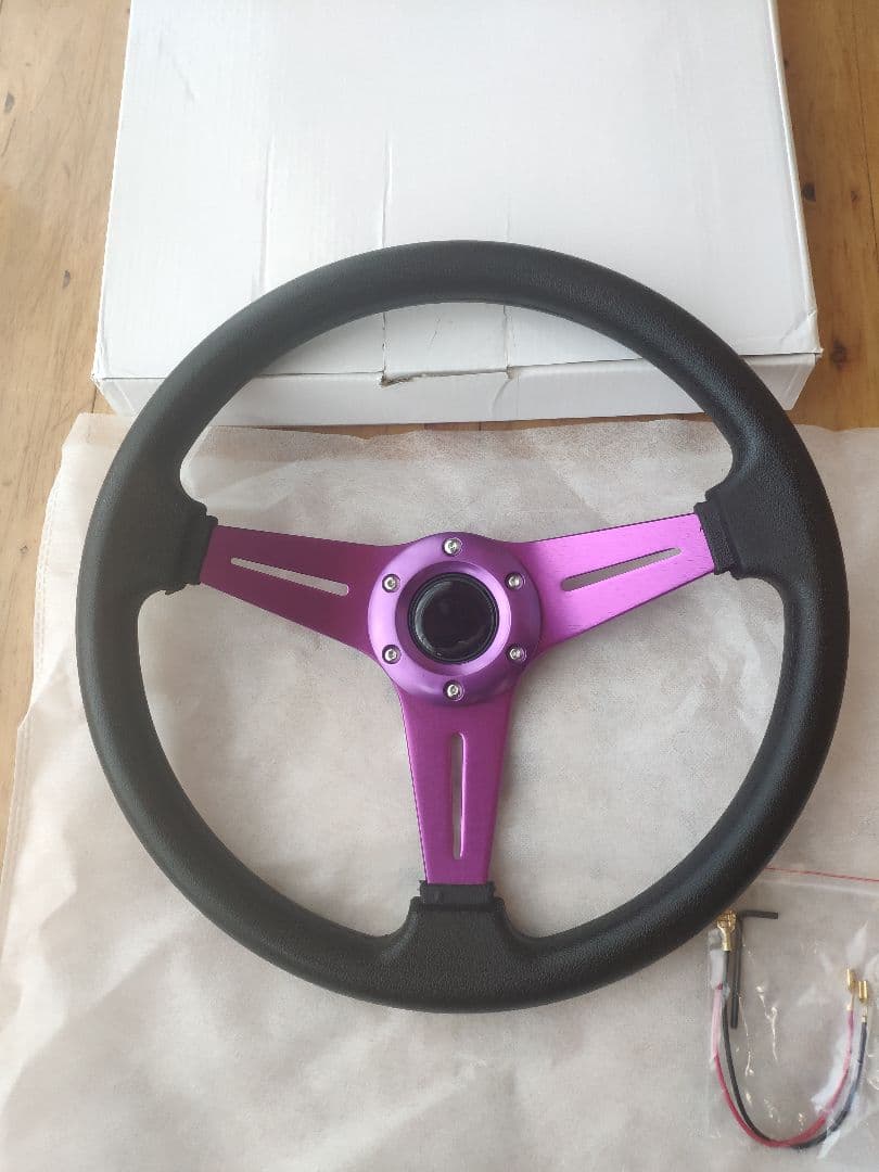 新品・未使用・現品限り アルミ3スポーク PUレザー パープル