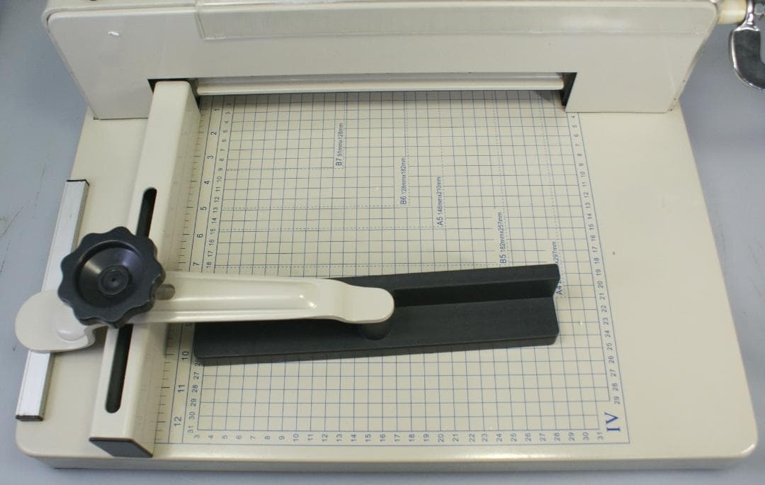 PLATA 大型ペーパー裁断機 カッター　PC009