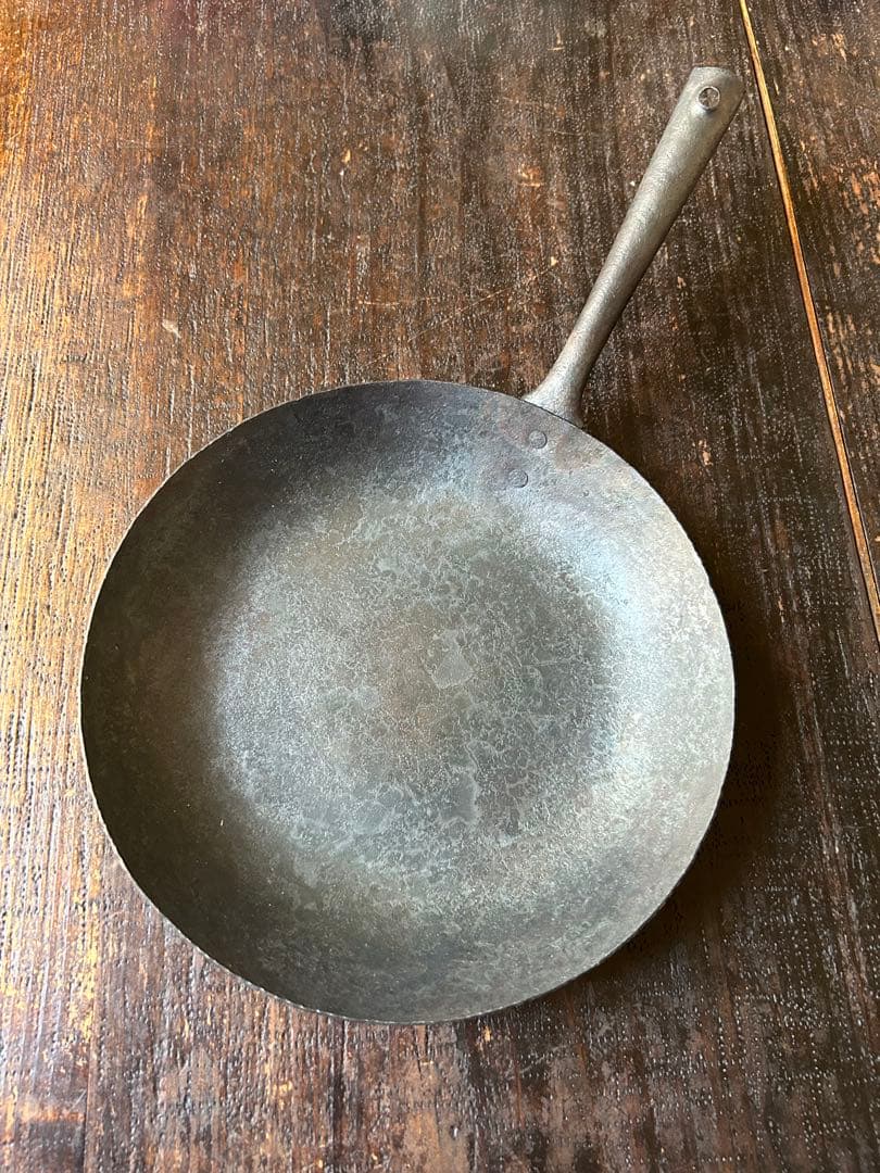 成田理俊　鉄製フライパン