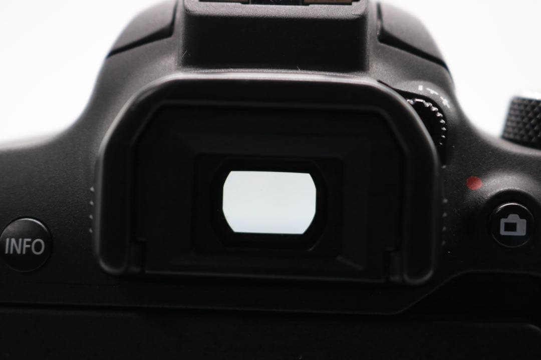 美品 【Canon EOS Kiss X9i ダブルレンズセット】Wi-Fi搭載