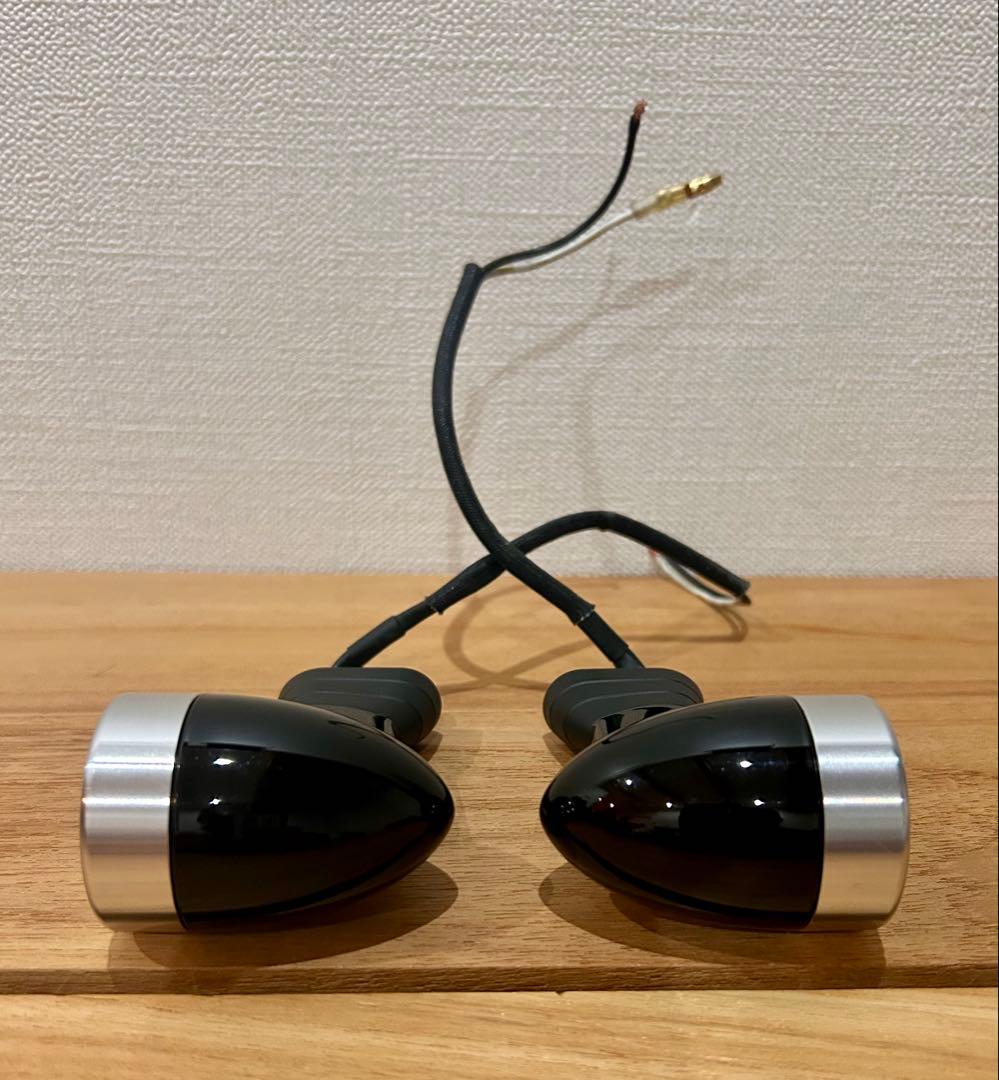 【土日限定値下げ】トライアンフ　純正オプション LEDウインカー　４個セット