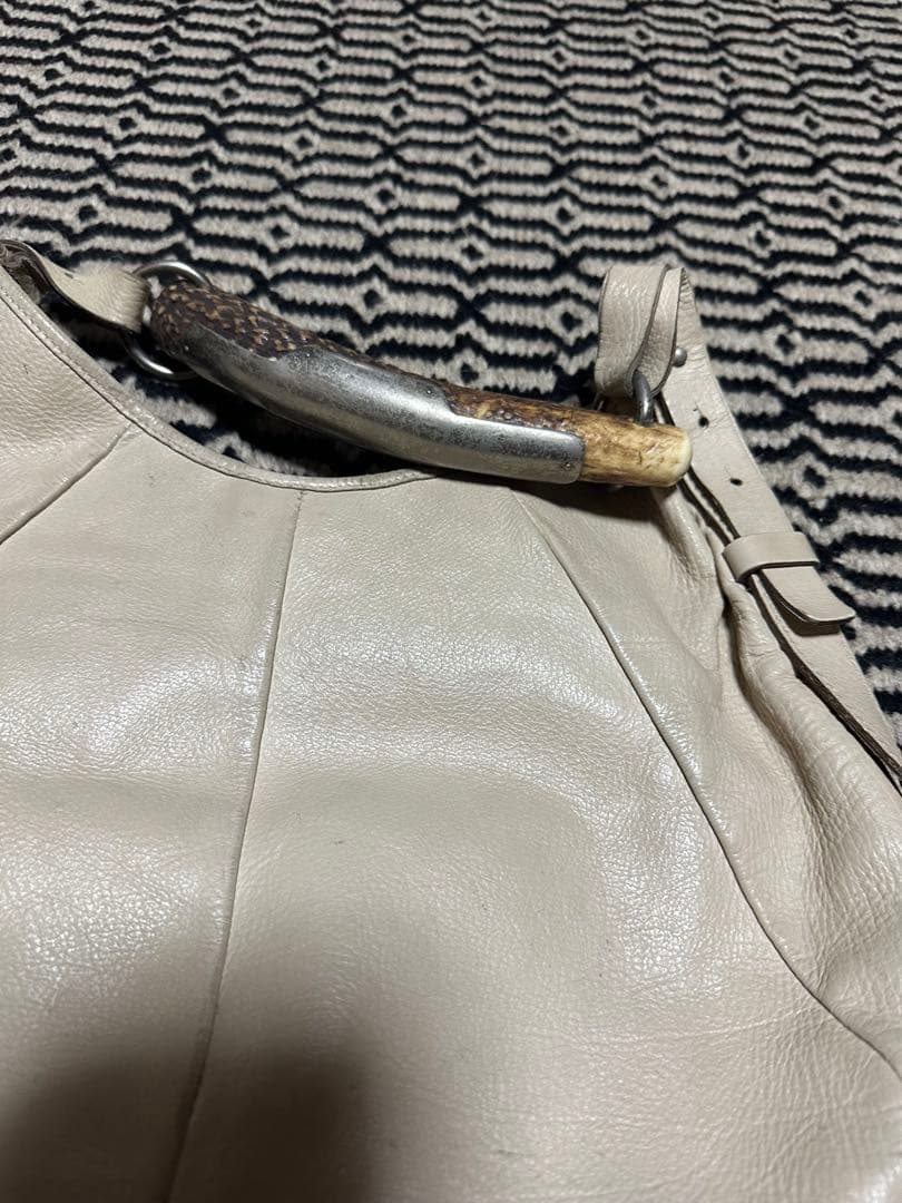 イブサンローランMOMBASAモンバサバッグベージュ革ショルダー希少トムフォード