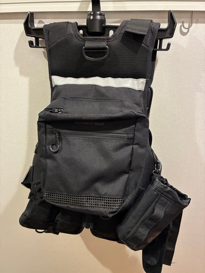 本日のみ値下げRBB リバレイ　フローティングベスト　ポーチ2個専用ハンガー付き