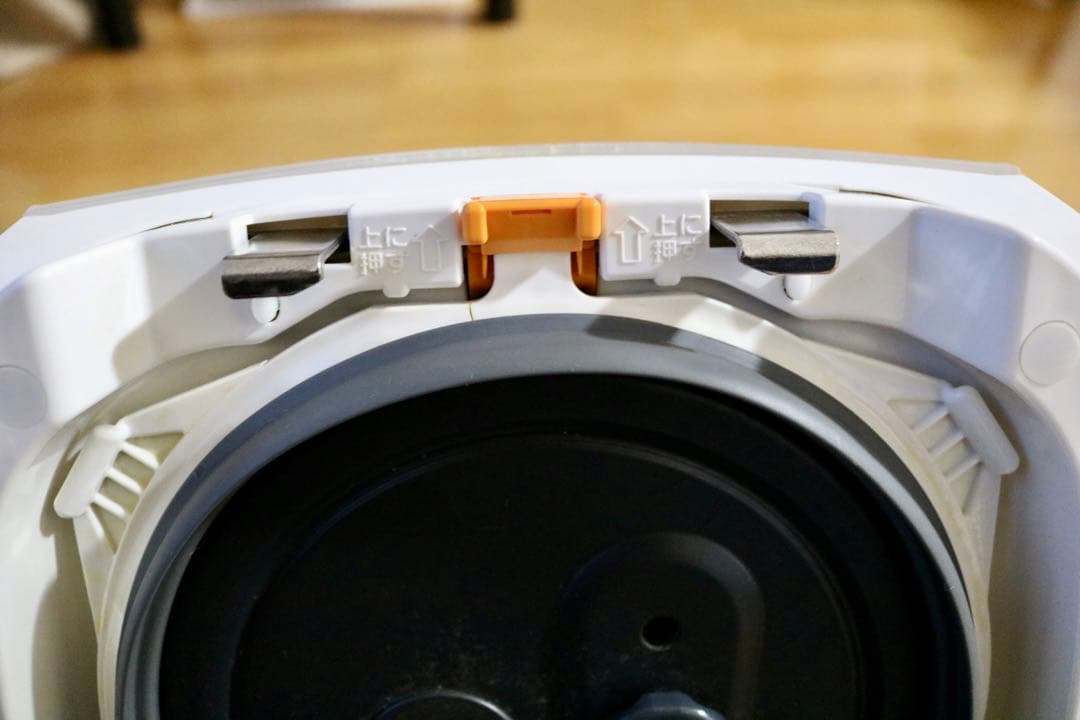 象印 圧力IH炊飯器 NP-BK10 鉄器コートプラチナ厚釜 ※フタにヒビあり