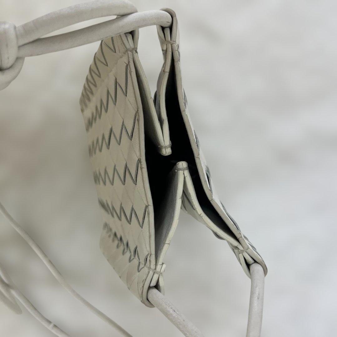 BOTTEGA VENETA ミニザノット ショルダーバッグ　ホワイト