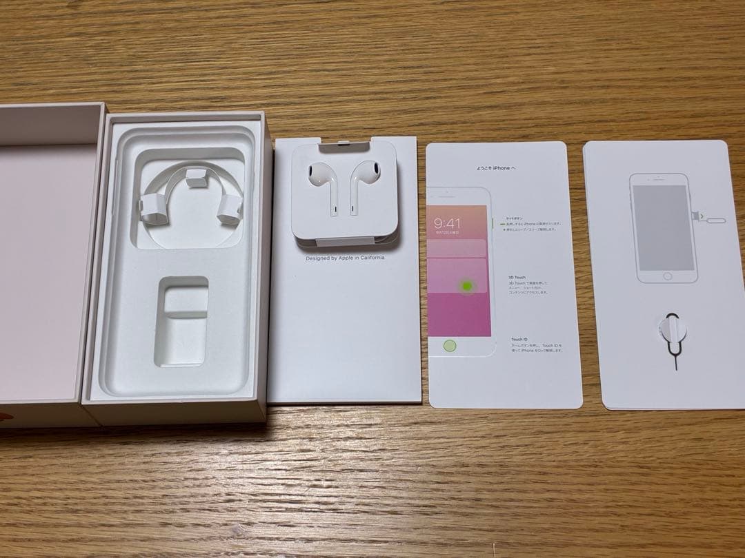 iPhone 8 Plus 64GB simフリー　箱付き　美品