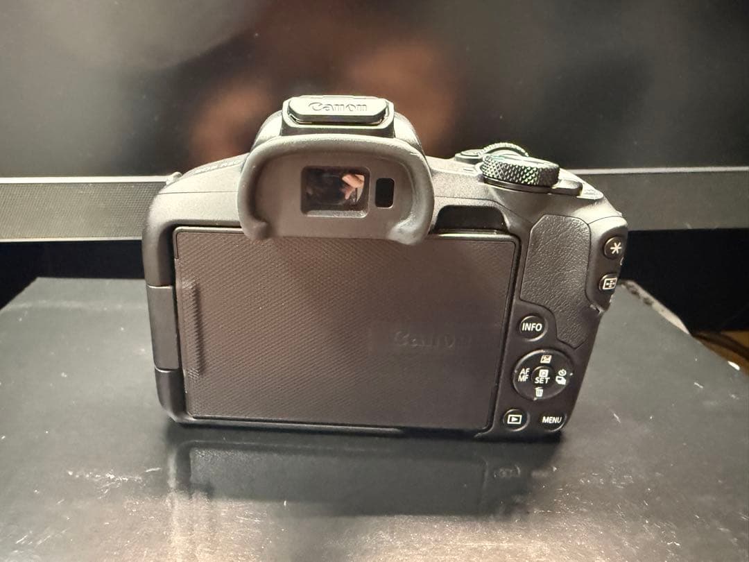 Canon EOS R50 ダブルズームキット 予備バッテリーセット