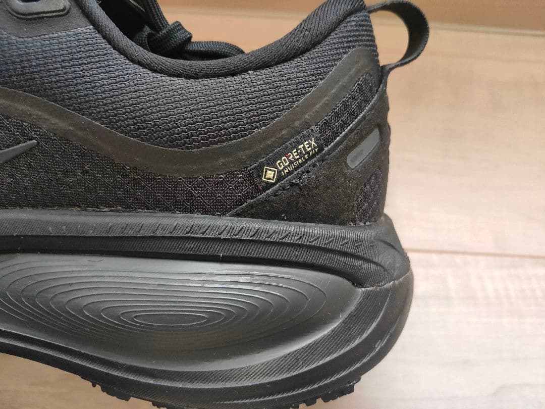 27.5cm NIKE VOMERO 18 GTX ナイキ ボメロ ゴアテックス