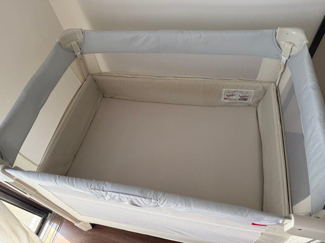 ApricaアップリカココネルエアーAB ホワイトグレー