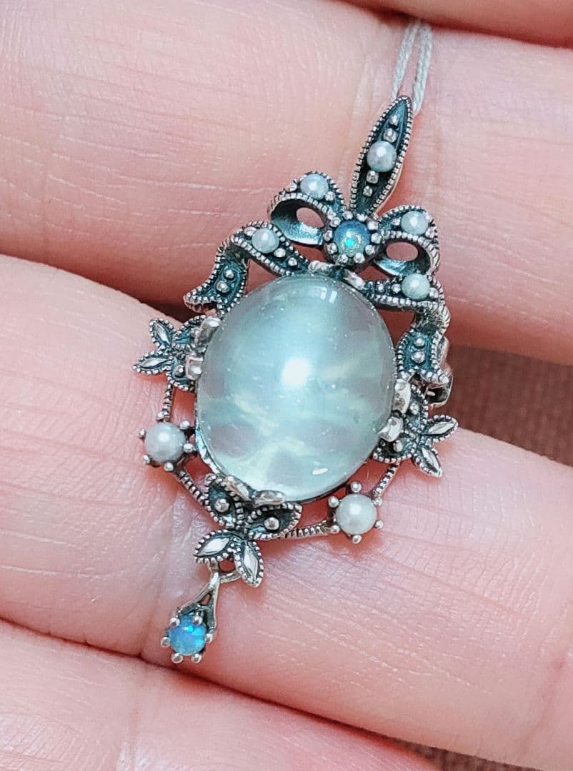 未使用品 碌山 天然ムーンストーン オパール シルバー ブローチ