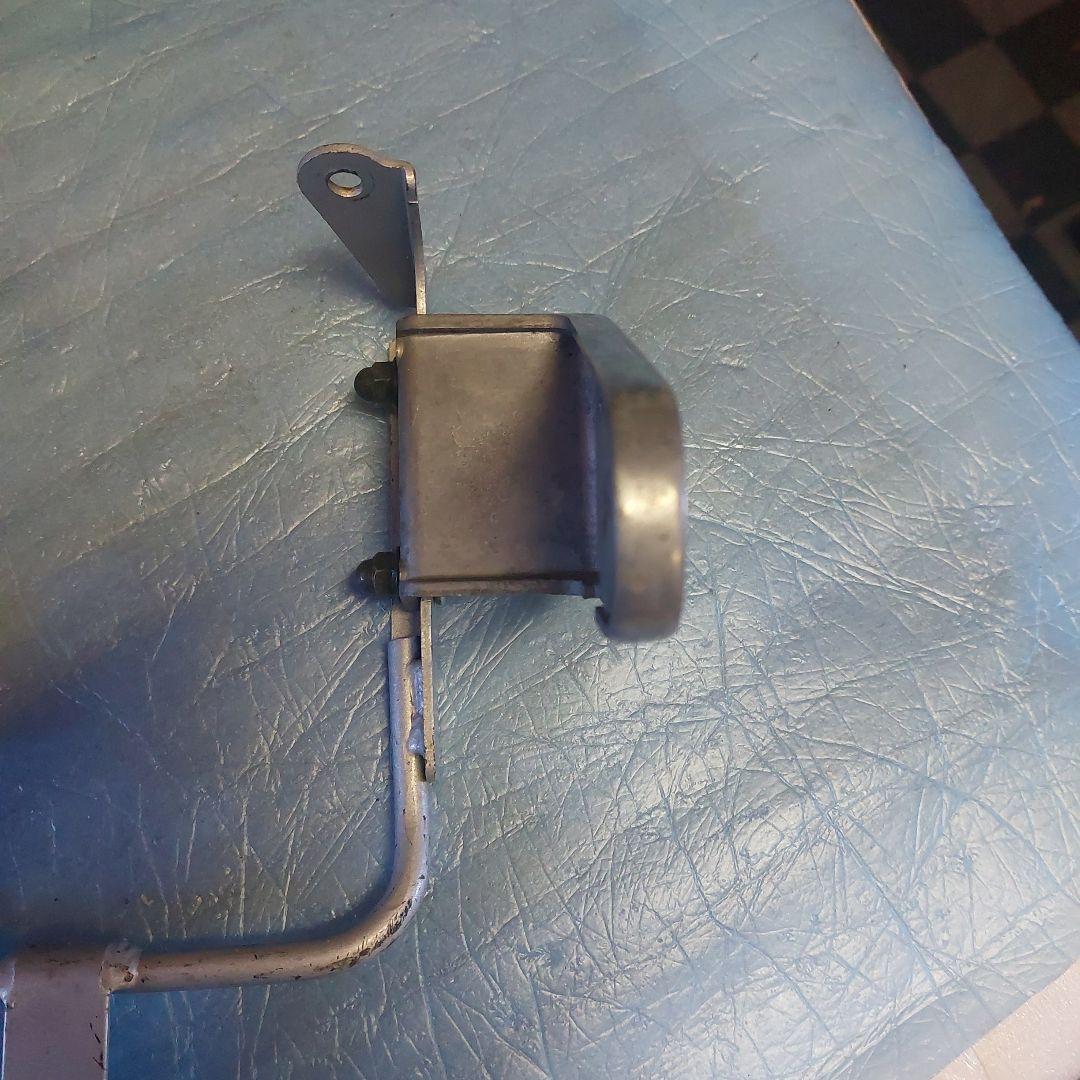 ゼファー400純正ヘッドライトステー極上品