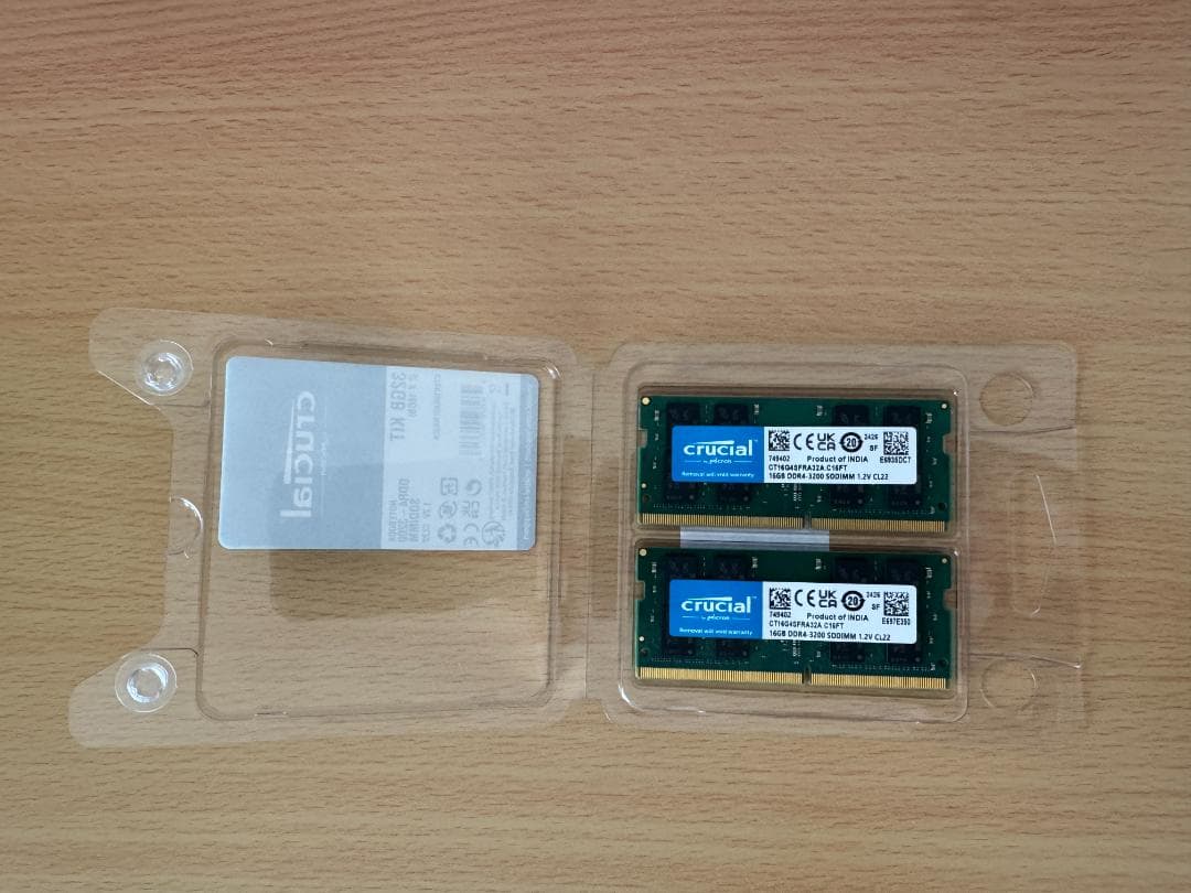 ■Crucial 32GB(16GB x 2) CT2K16G4SFRA32A
