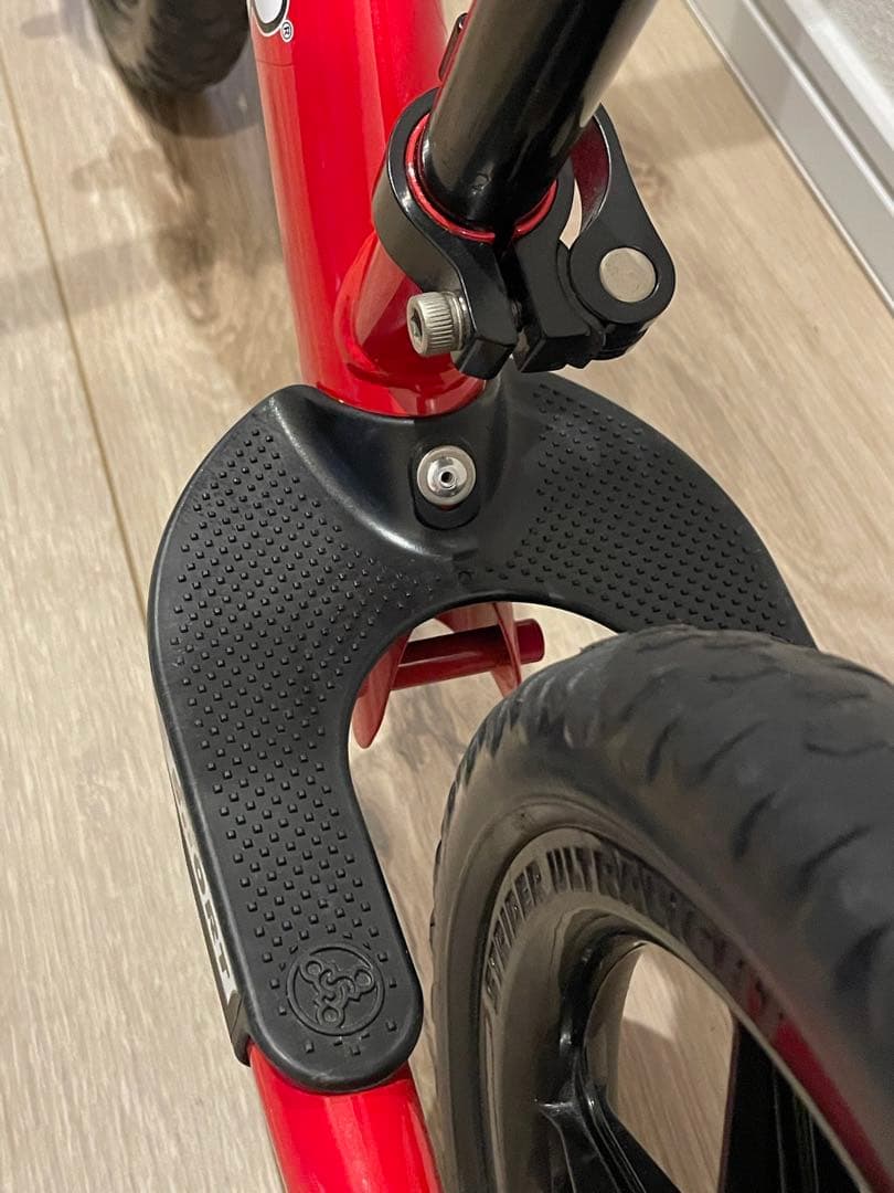 美品！STRIDER バランスバイク 赤 12インチ