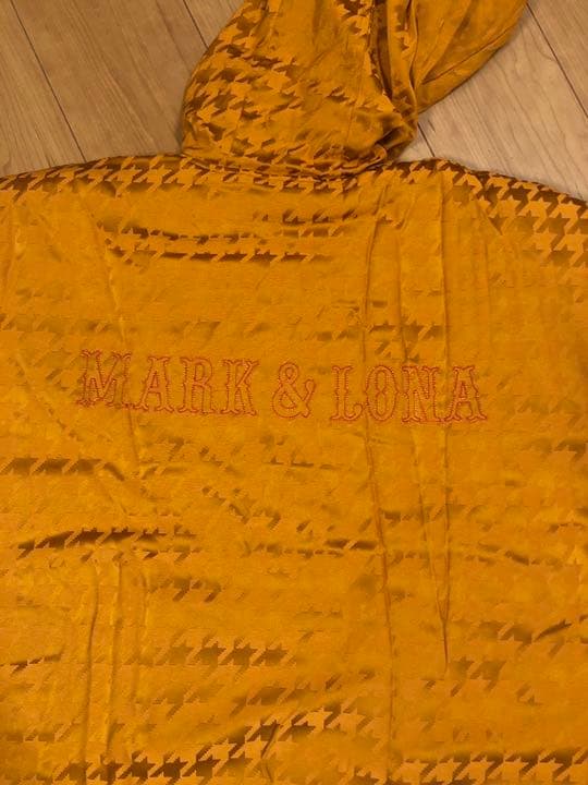 マークアンドロナ コート