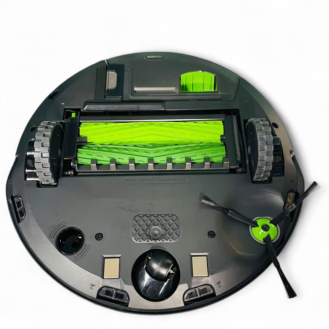 iRobot Roomba j7+ クリーンベース付き　ロボット掃除機　ルンバ