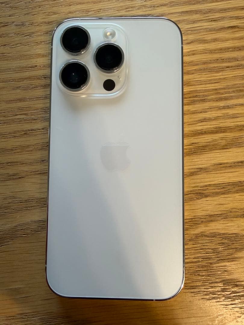 Apple iPhone 14 Pro 1TB 本体