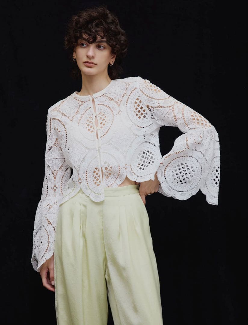 MEDI INDIAN 2WAY BIG LACE TOPSホワイト