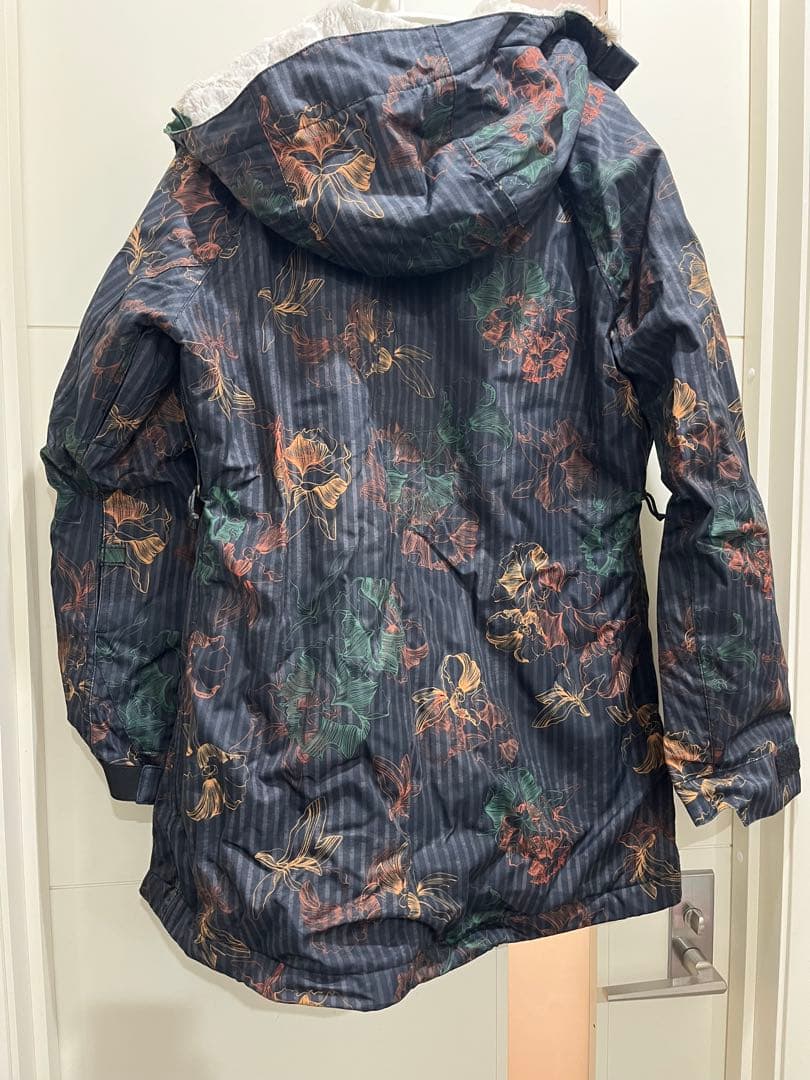 【美品】686 Three Weather スノーボードウェア上下（女性用）