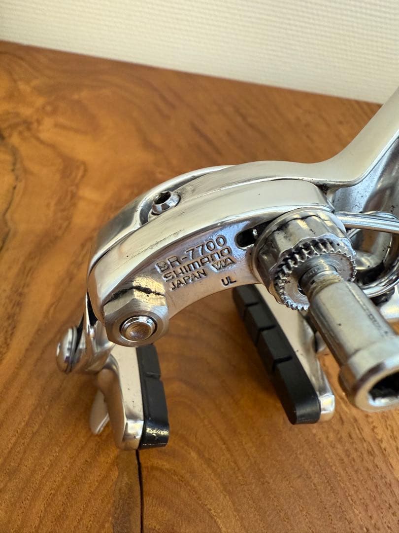 DURA-ACE BR-7700キャリパーブレーキ シルバー