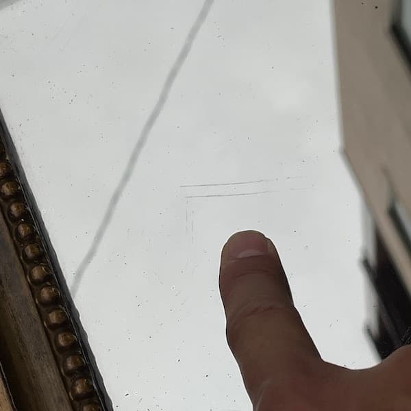 ビンテージ　ウォールミラー　壁掛け鏡　木製枠　木彫りの装飾