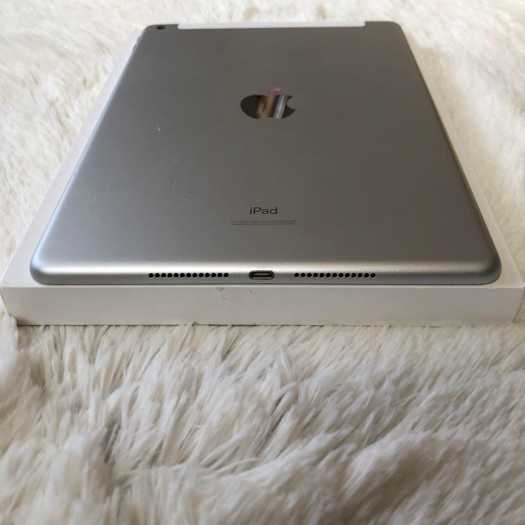 【早い者勝ち！】iPad 第8世代 128GB SIMフリー 【すぐ発送】