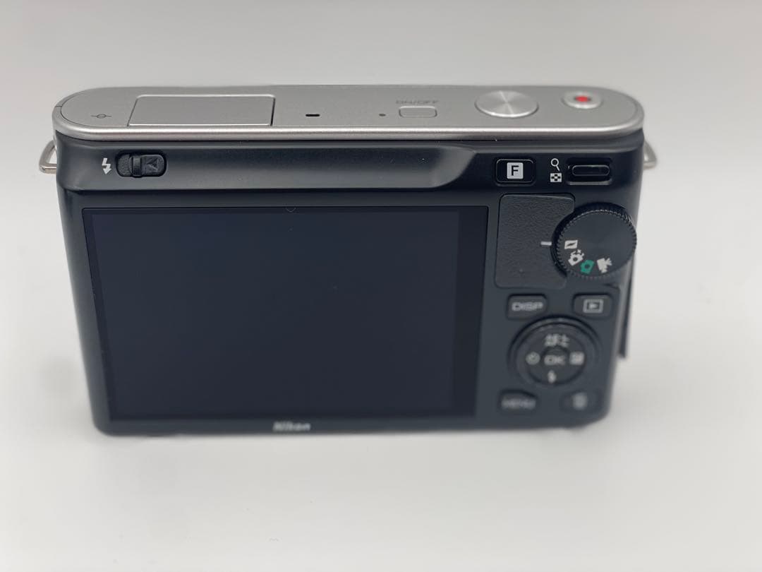 Nikon 1 J1 ミラーレスカメラ シルバー 本体のみ　動作確認OK