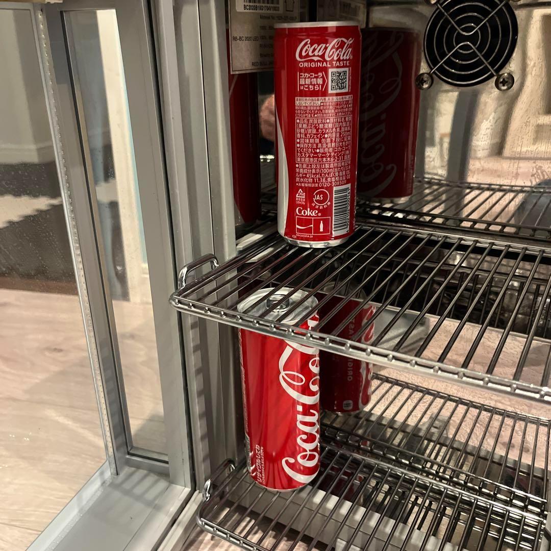 Red Bull 冷蔵庫