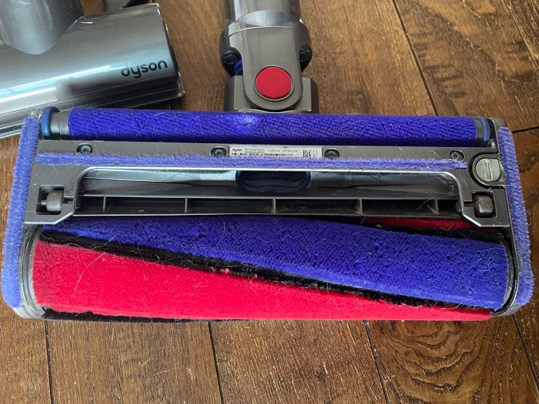 dyson v8 fluffy スティッククリーナー 本体