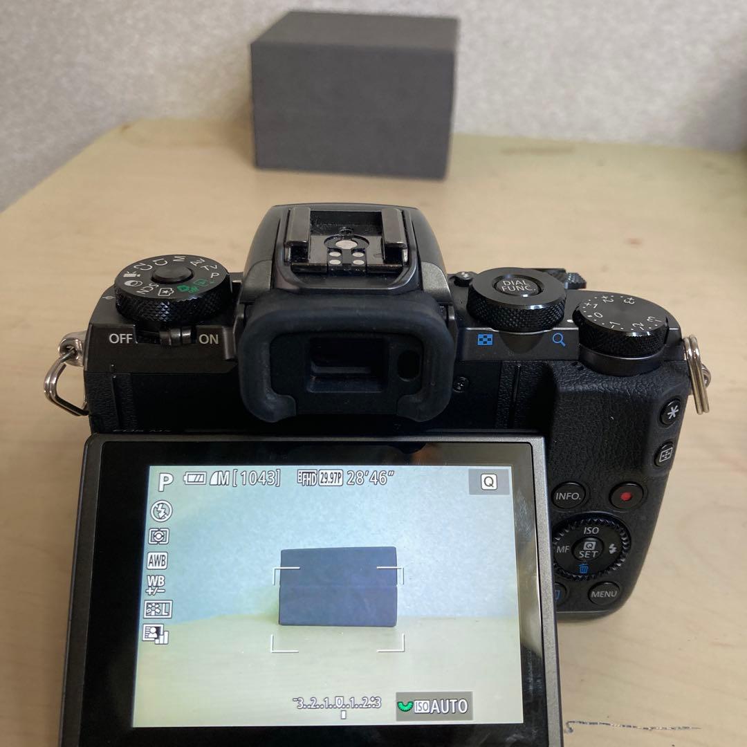 【美品】Canon EOS M5本体、15-45mm ・18-55mmレンズ付き