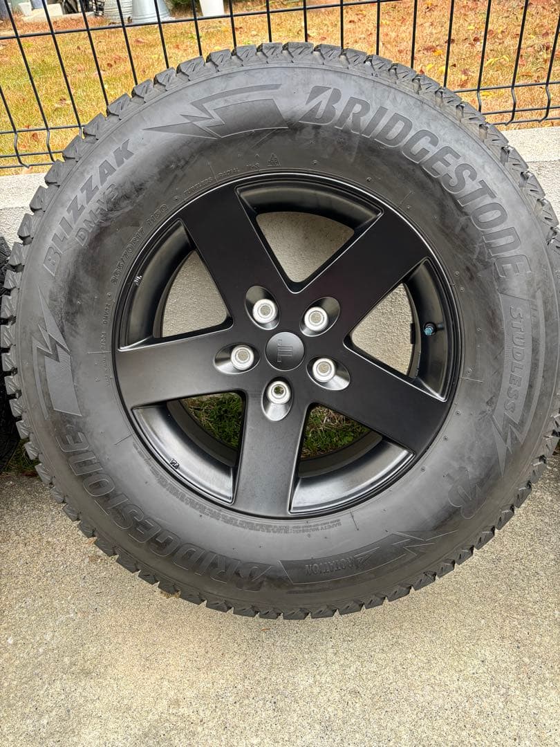JL/JKラングラー 純正ホイール+スタッドレスタイヤ　4本セット