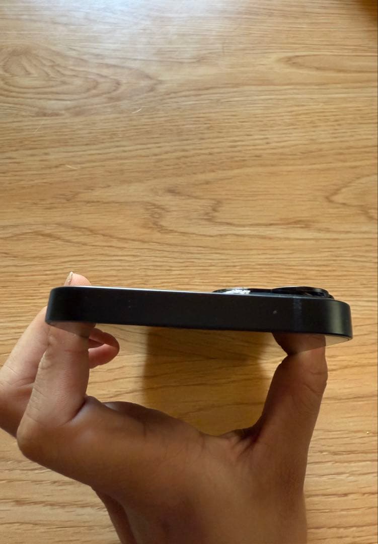 Apple iPhone 14 ブラック 本体