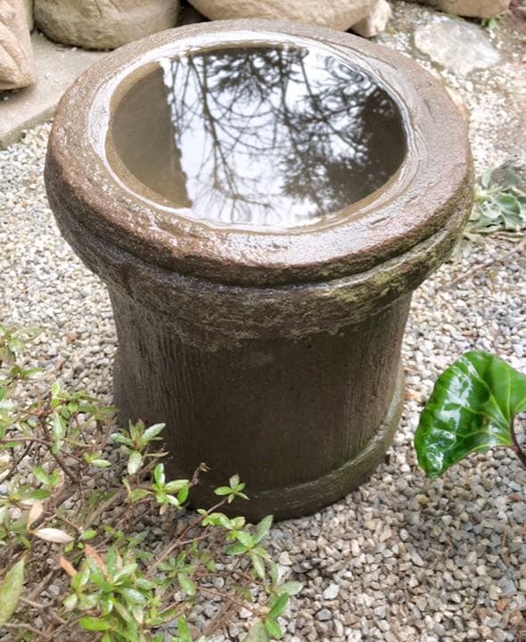 【縁先手水鉢・蹲】造園水石飾り石ガーデニングバードバス箱庭